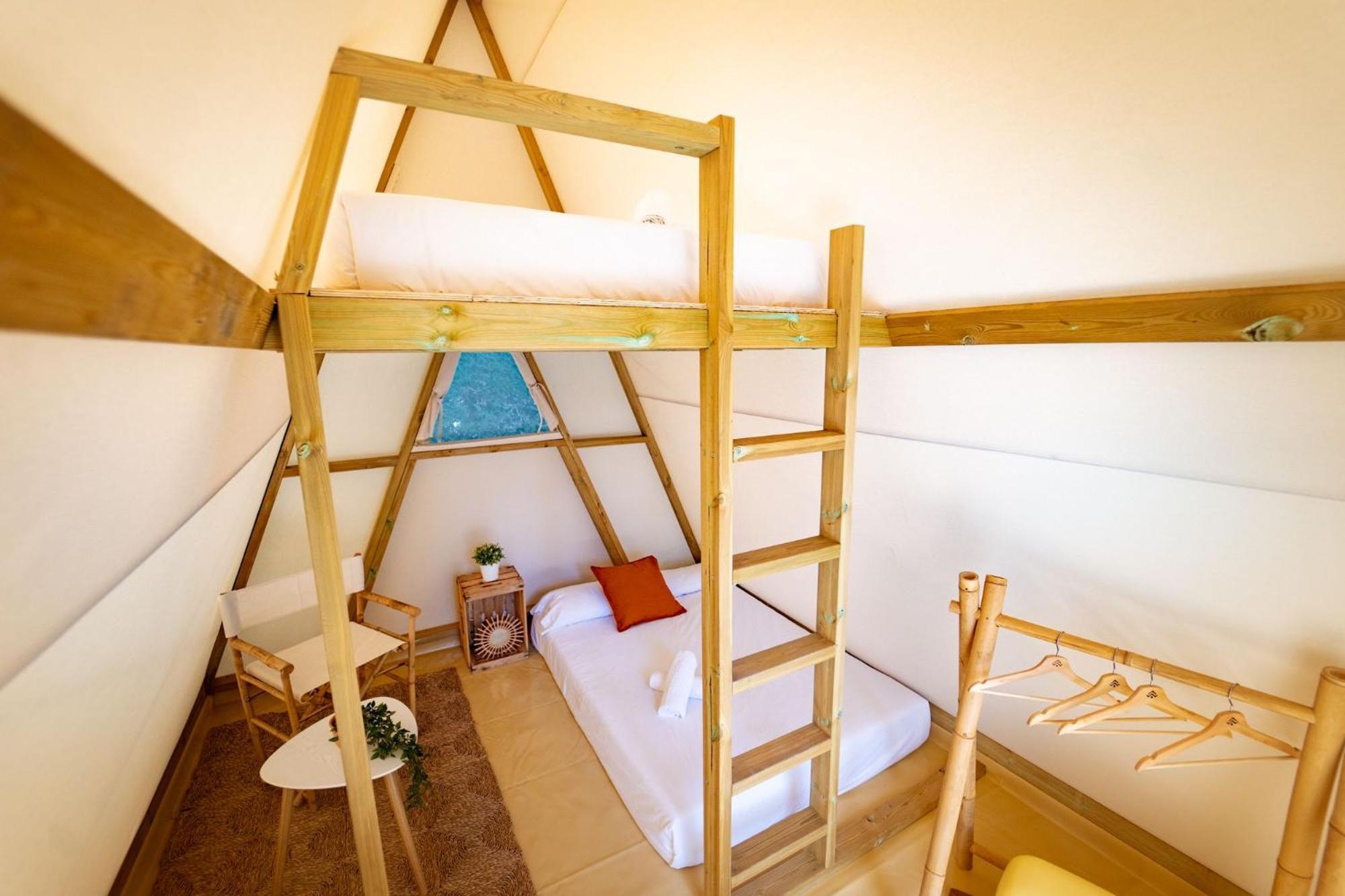 Kampaoh Urrugne Hotel Luaran gambar